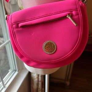 Lilly Pulitzer Giavanna Crossbody Bag in Aura Pink neoprene with Gold Emblem